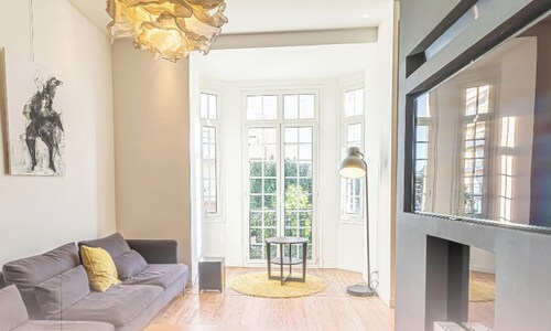 Elegant Bel Epoque Apartment in Center of Menton