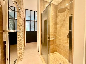House - Elegant Bel Epoque Apartment in Center of Menton (Menton)