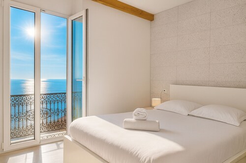 2 Rooms With 180 View on sea and Monaco