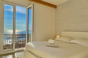 House - 2 Rooms With 180 View on sea and Monaco (Beausoleil)