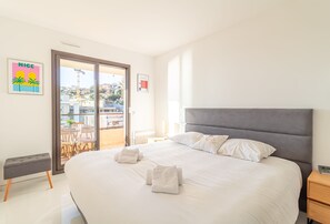 House - 1 Bedroom Renovated Near Monaco (Beausoleil)