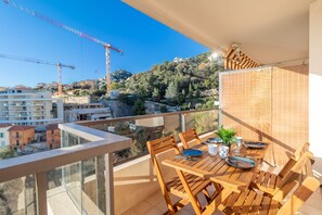 House - 1 Bedroom Renovated Near Monaco (Beausoleil)