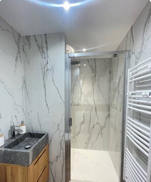 House - Splendid Studio With Swimming Pool Next to Monaco (Beausoleil)