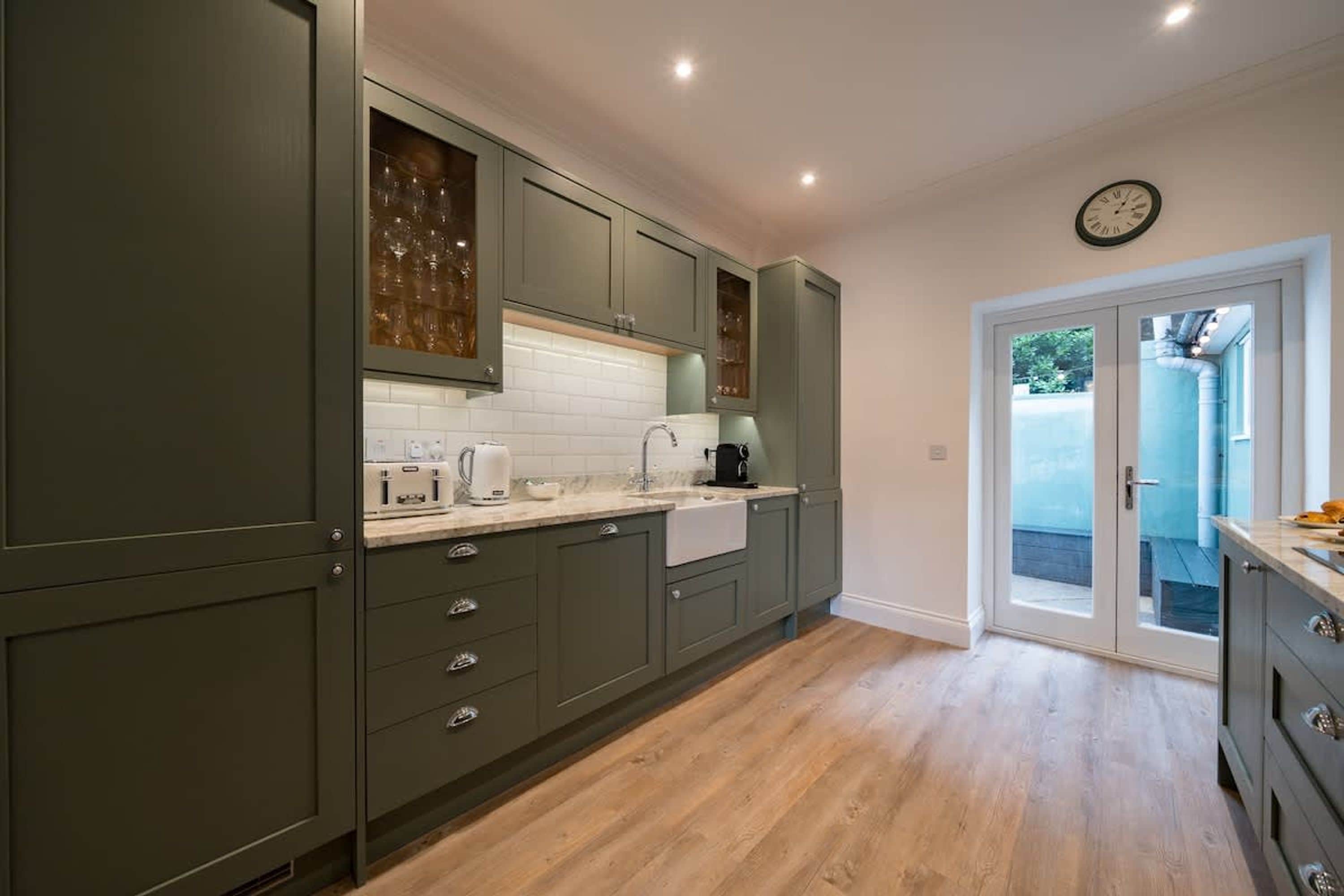 4 bedrooms