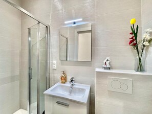 House - Charming 1-bedroom Central Menton (Menton)