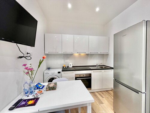 Charming 1-bedroom Central Menton