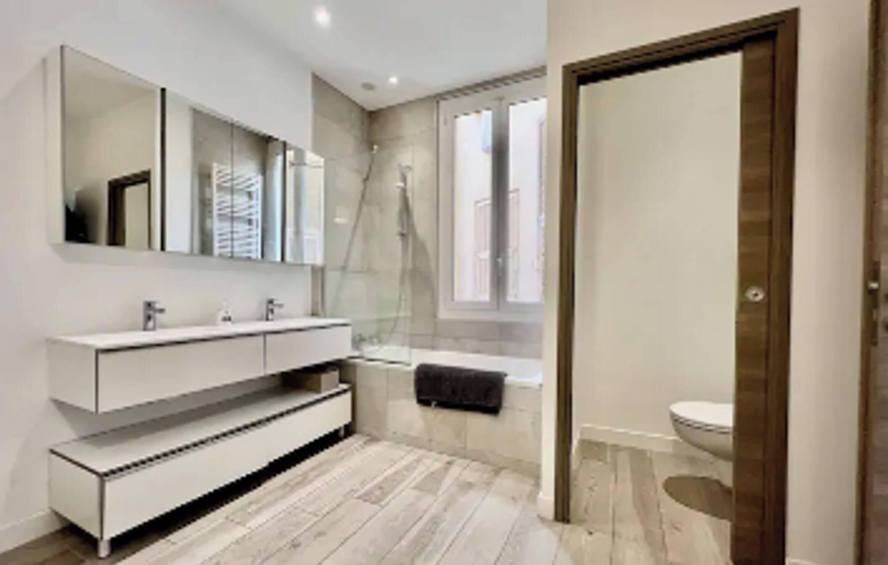 3 bedrooms