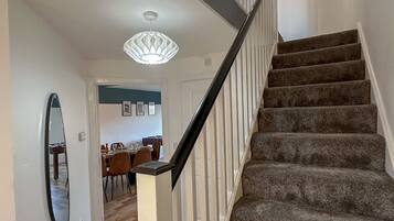 House | 3 bedrooms, Internet