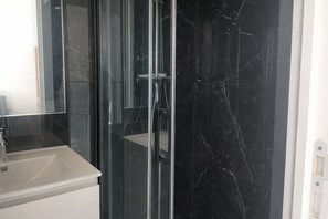 House - Bright Studio Flat in Cap d Ail - Near Monaco (Cap d'Ail)