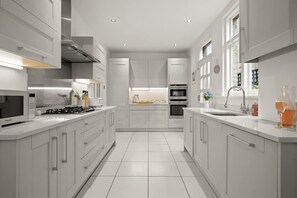 House - Kingston 3BR Relaxed Comfort for Family Work (Kingston Upon Thames)