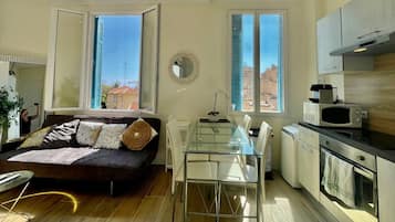House | 1 bedroom