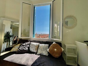 House - Charming T2 - 2 Minutes Walk From Monaco (Beausoleil)