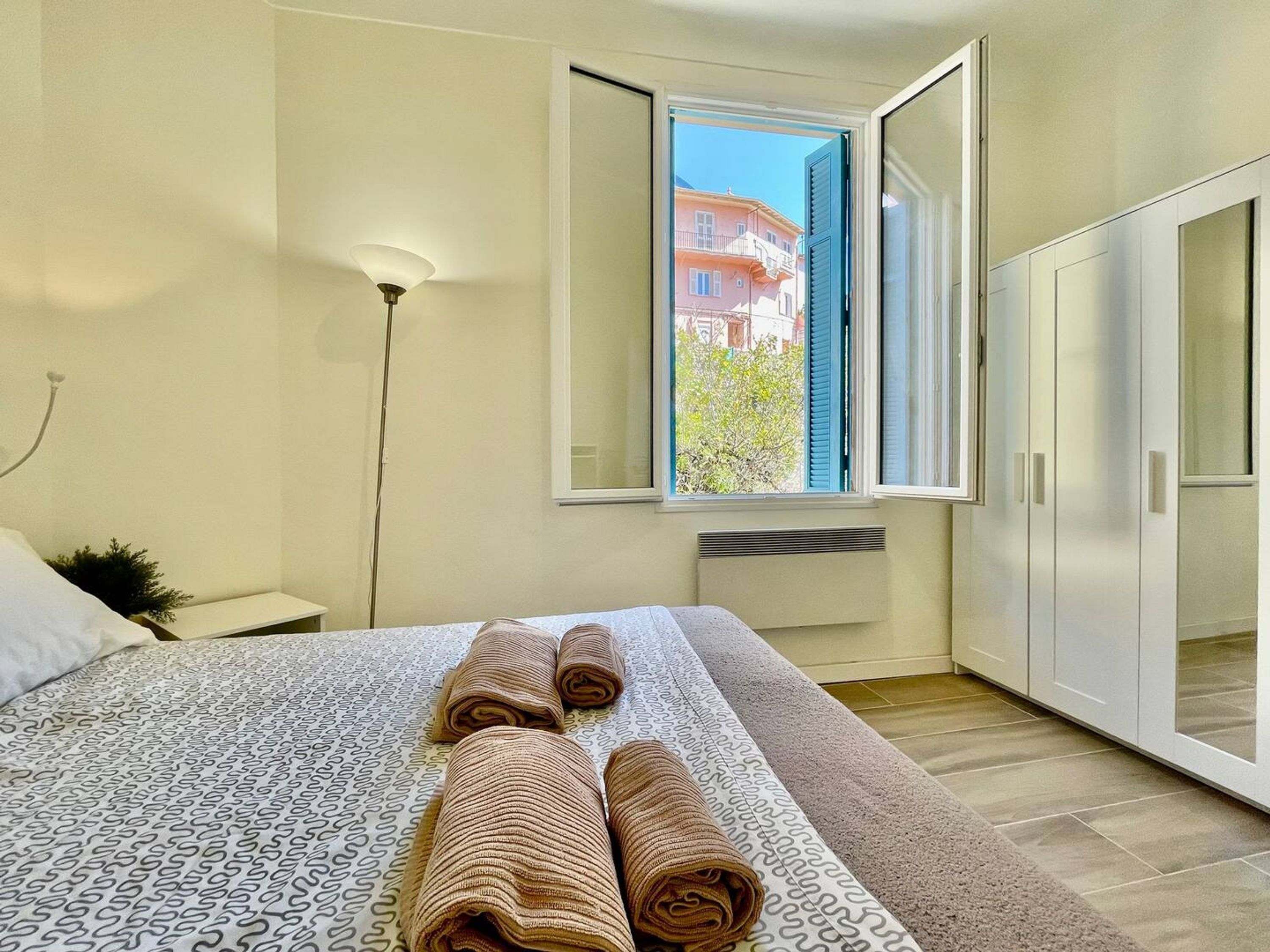 House | 1 bedroom