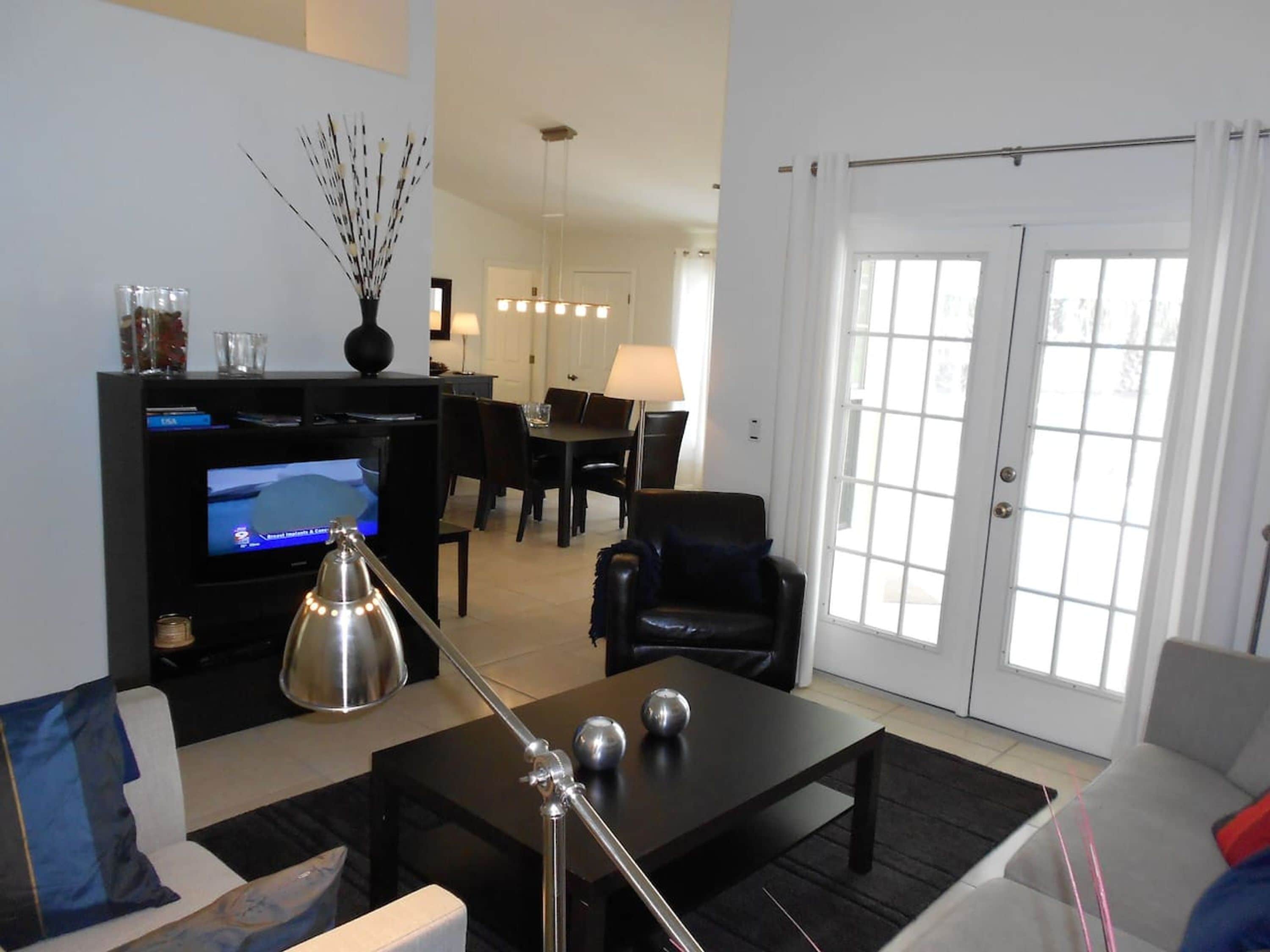 House, Smoking | 4 bedrooms