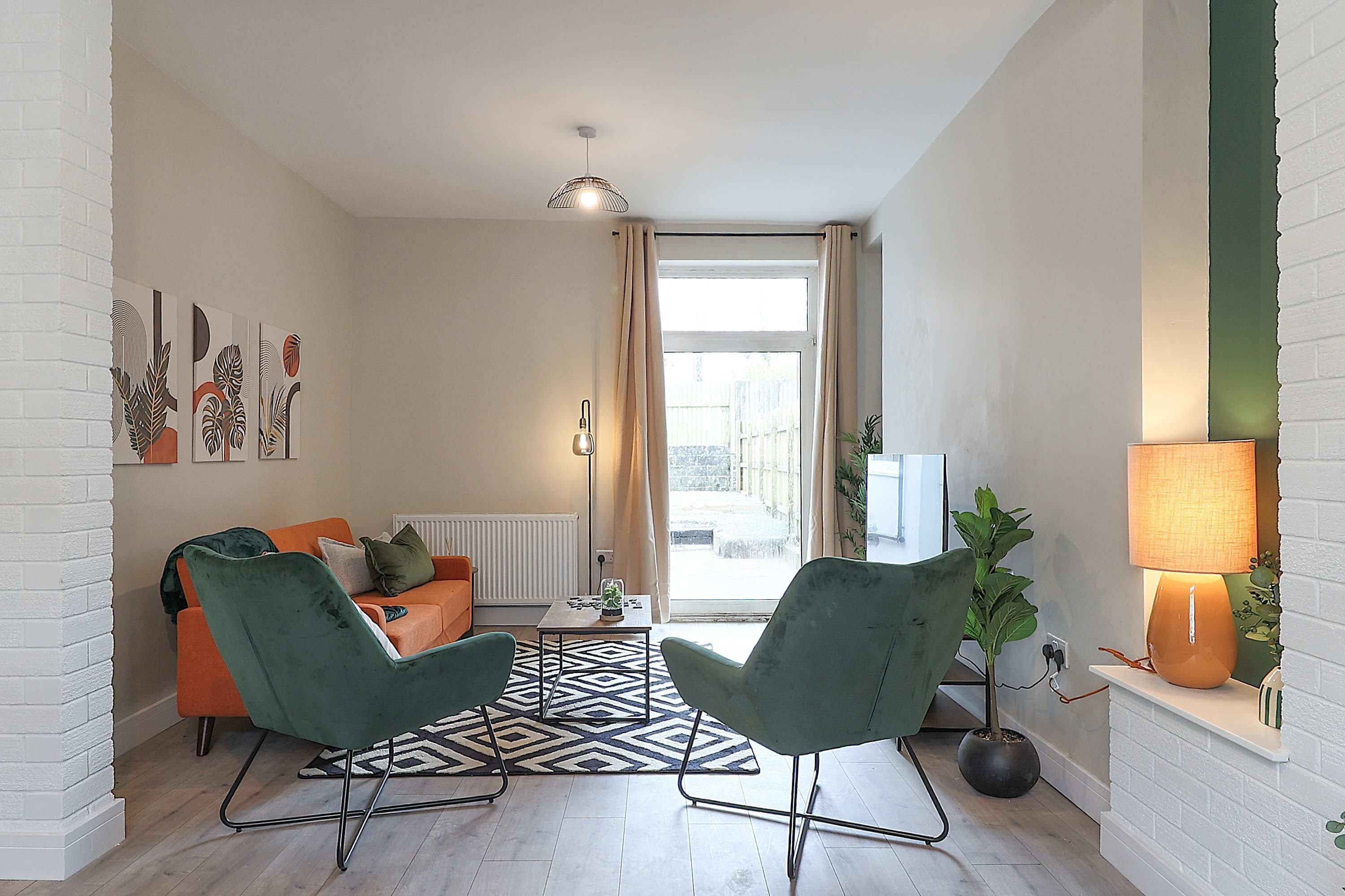 Hus | 4 soverom og internett