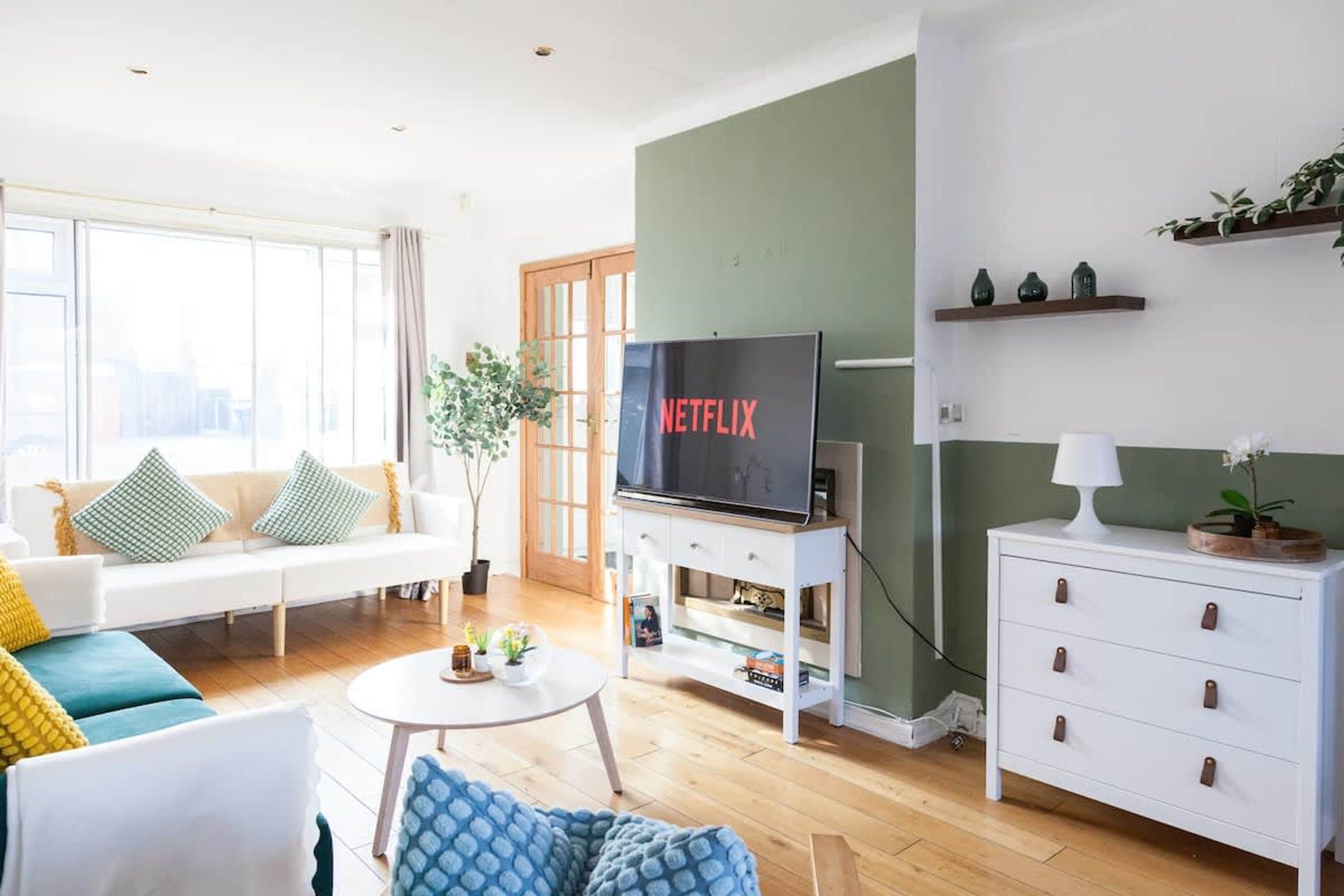 House | 4 bedrooms, Internet