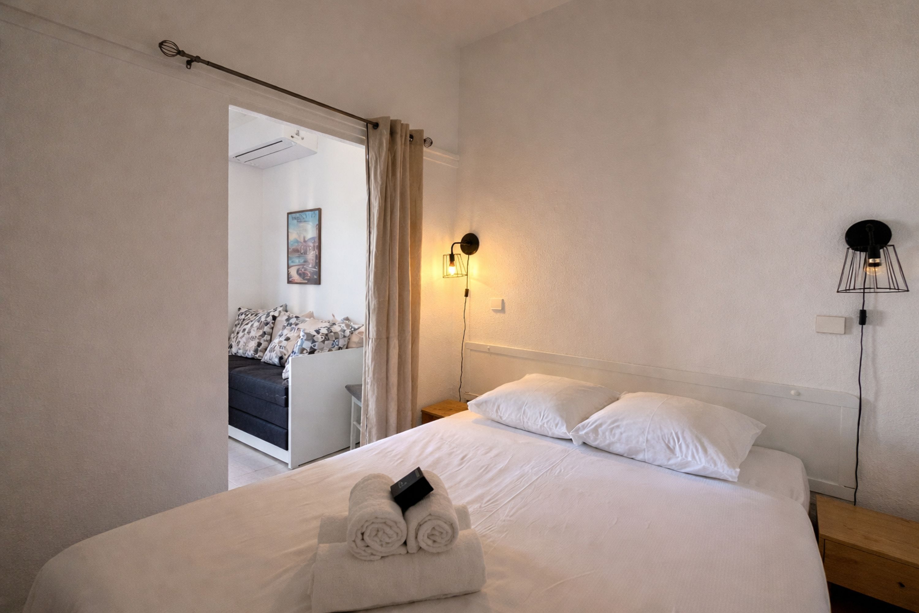 House | 1 bedroom