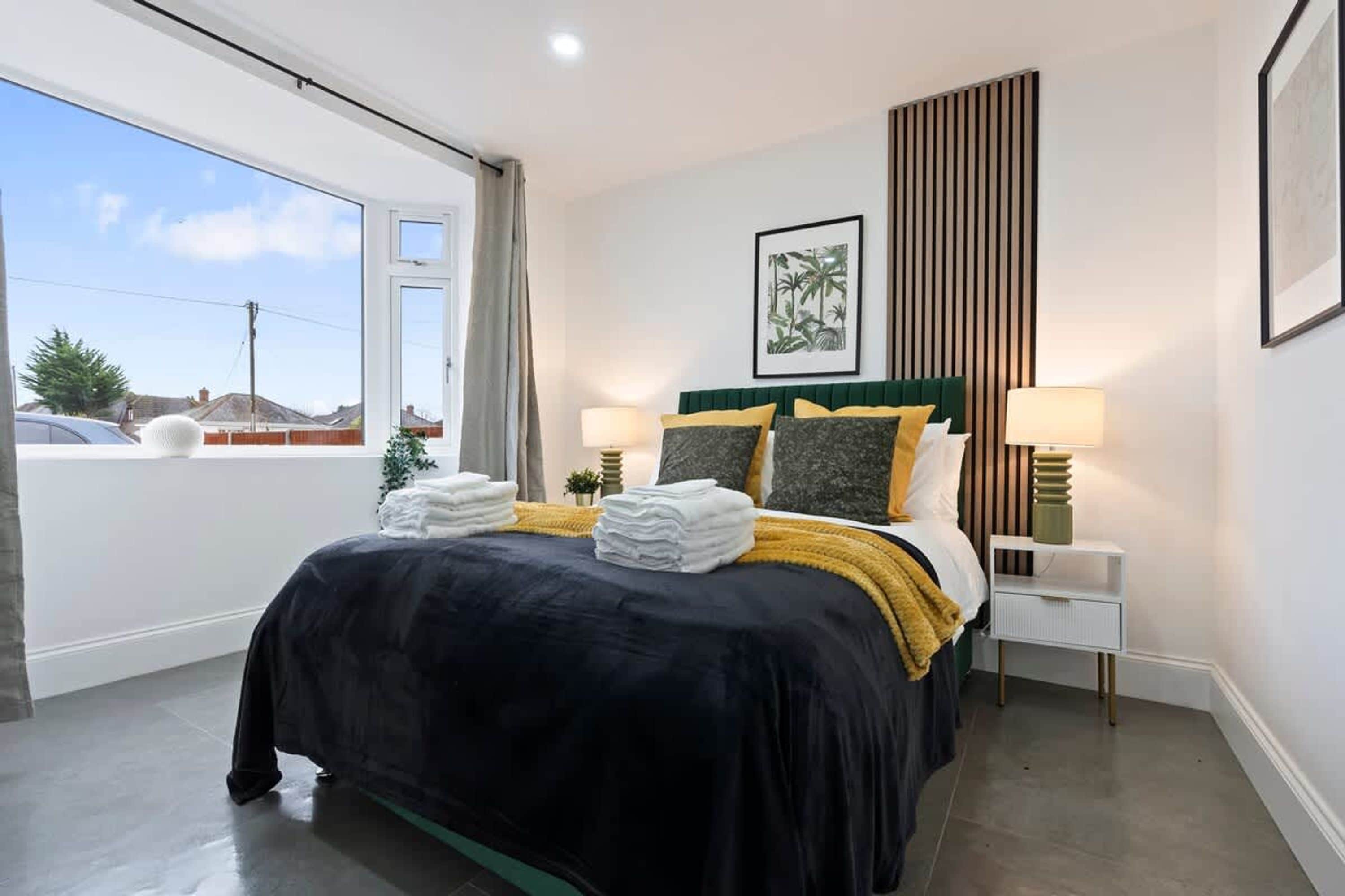 5 bedrooms
