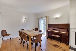 5 bedrooms - Central Tunbridgewells Stylish Spacious for 10 (Royal Tunbridge Wells)
