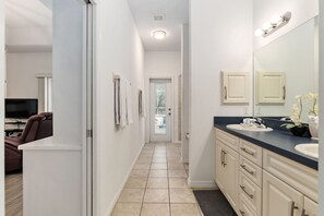 House - Villa Kamp 4-bedroom 3-bathroom (Inverness)