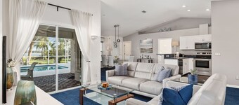 Villa Ciska Gorgeous Pool Home With 3 Suites