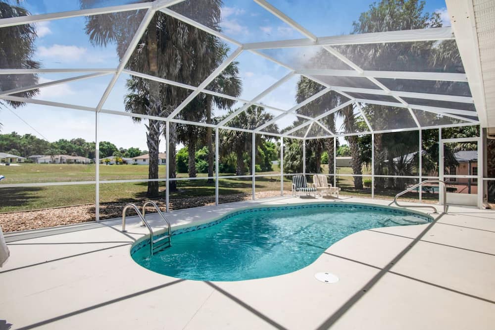 Villa Valk 3 Bedroom 2 Bathroom With Pool - Hernando, FL
