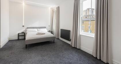 Modern Brixton Flat 2