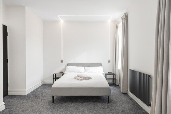 House, Smoking | 2 bedrooms - Modern Brixton Flat 7 (Magherafelt)