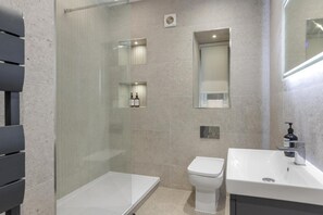 Casa, para fumantes | 2 quartos