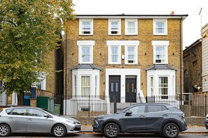 House, Smoking | 2 bedrooms - Modern Brixton Flat 3 (Magherafelt)