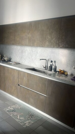 House - Double Room Private Bathroom (Rome)