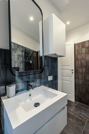 House - Double Room Private Bathroom (Rome)