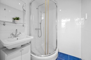 House - City Centre 3-bed Flat With Lift and Roof Terrace (London)