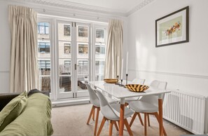 House - City Centre 3-bed Flat With Lift and Roof Terrace (London)