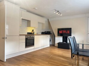 House - Ipswich City Centre Stay 2BR 2bath Flat for 6 Guests (Ipswich)