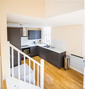 House - Charlotte House Prime Location Urban Nest 2bed 2bath (Ipswich)