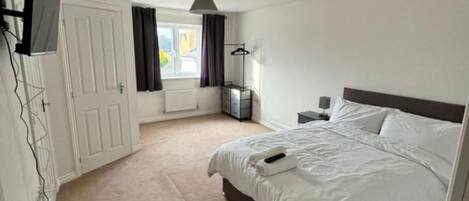 House, Smoking | 4 bedrooms