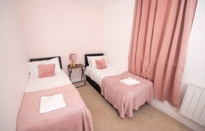House - Newly Renovated Sanctuary for 4 in Charlotte House (Ipswich)