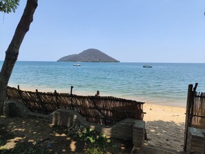 House, Smoking | 4 bedrooms - The Bay Cottage 4BR Retreat in Cape Maclear (Cape Maclear)