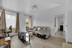 House - 2BR Modern Spacious Comfort at Tulse Hill Sleeps 4 (London)
