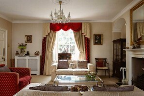 4 bedrooms - Prospect House Elegant Georgian 4BR Home Durnham (Durham)