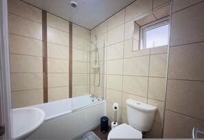 House | 6 bedrooms - Spacious 6-bedroom Terraced House Sleeps 8 Near City Centre (Preston)