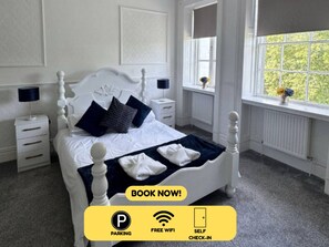 Room - Room 4 Manor Park Country House in Swansea Sleeps 2 (Swansea)