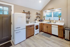 1 bedroom, Internet - Idahome Little Charmer (Coeur d'Alene)