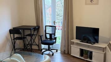 House | 1 bedroom
