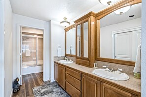 House | 3 bedrooms, Internet