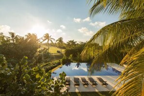 House - Punta Mita 4 Bedrooms 4 5 Baths Golf Course Views (Punta de Mita)