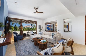 House - Punta Mita 4 Bedrooms 4 5 Baths Golf Course Views (Punta de Mita)