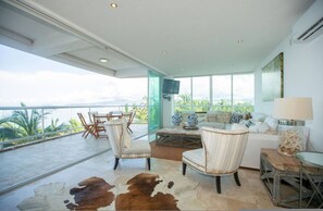 House - Beautiful Beachfront 3 bd Condo in Nuevo Vallarta (Nuevo Nayarit)