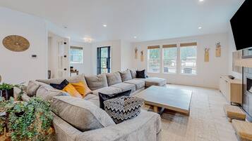House | 4 bedrooms, Internet